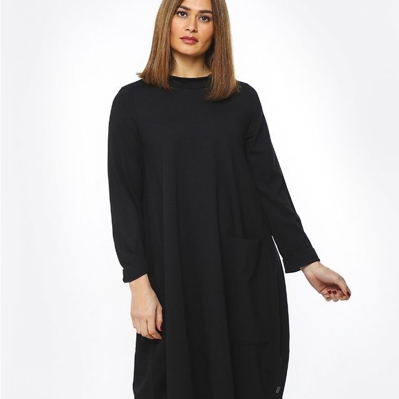 oska Dresses & Skirts - OSKA Black Women's Dress with Front Pocket